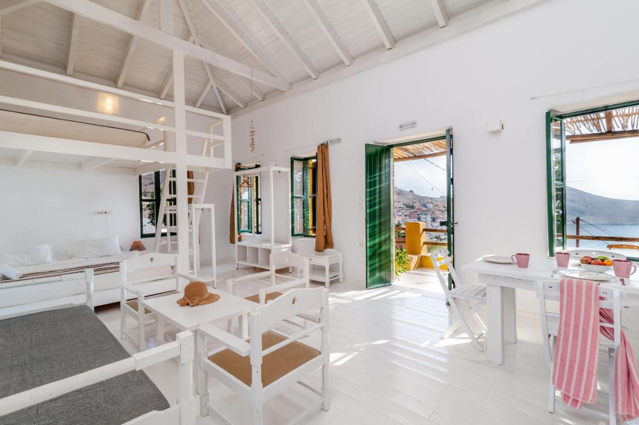 Atlantis Houses Chalki Town Ngoại thất bức ảnh