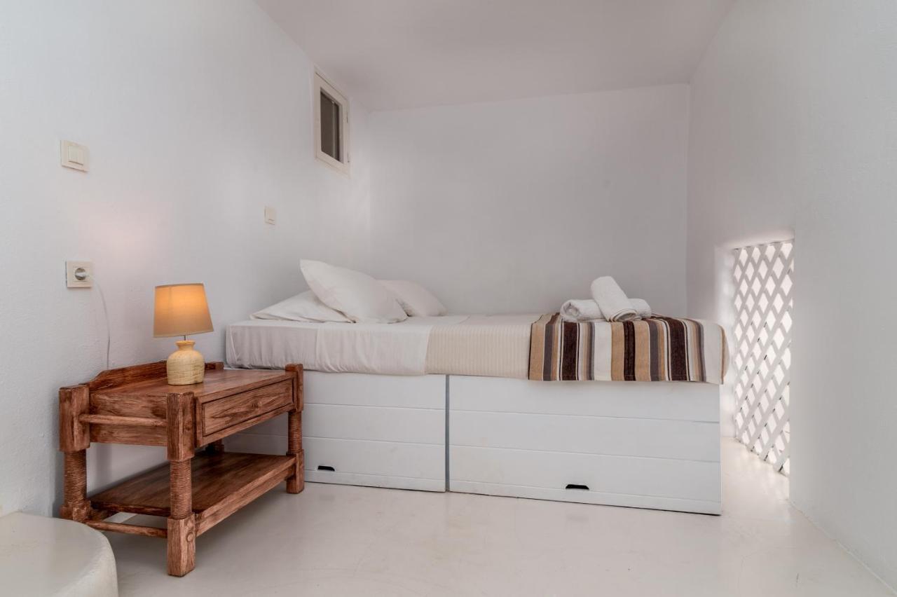 Atlantis Houses Chalki Town Ngoại thất bức ảnh
