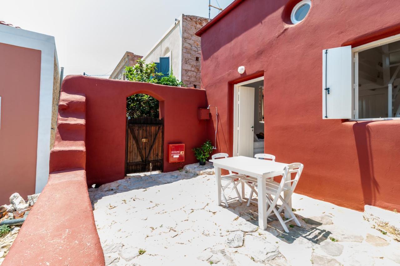 Atlantis Houses Chalki Town Ngoại thất bức ảnh